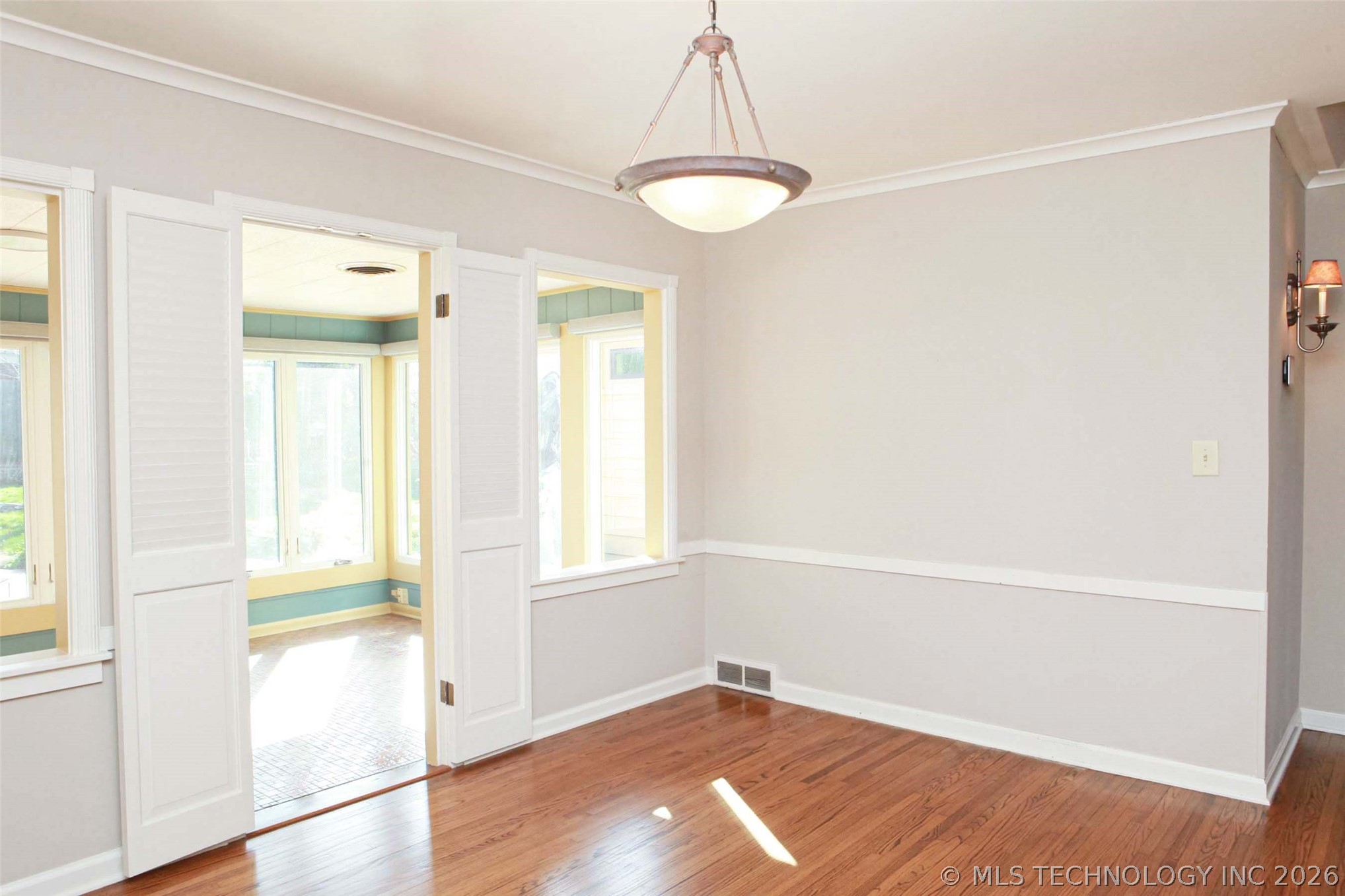 2325 S Columbia Place Tulsa OK 74114