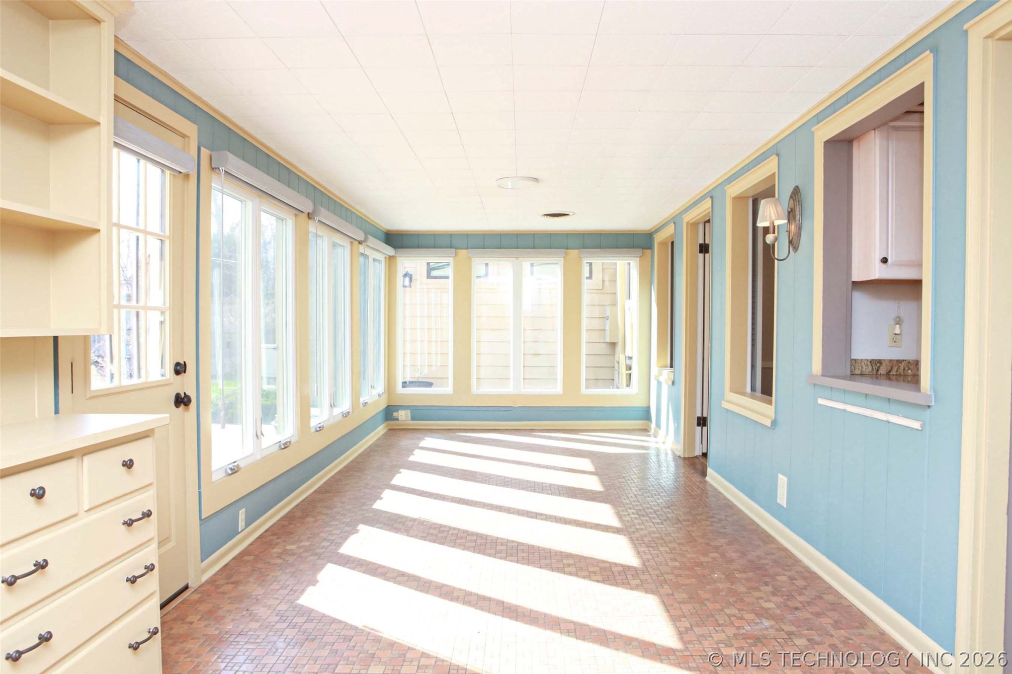2325 S Columbia Place Tulsa OK 74114