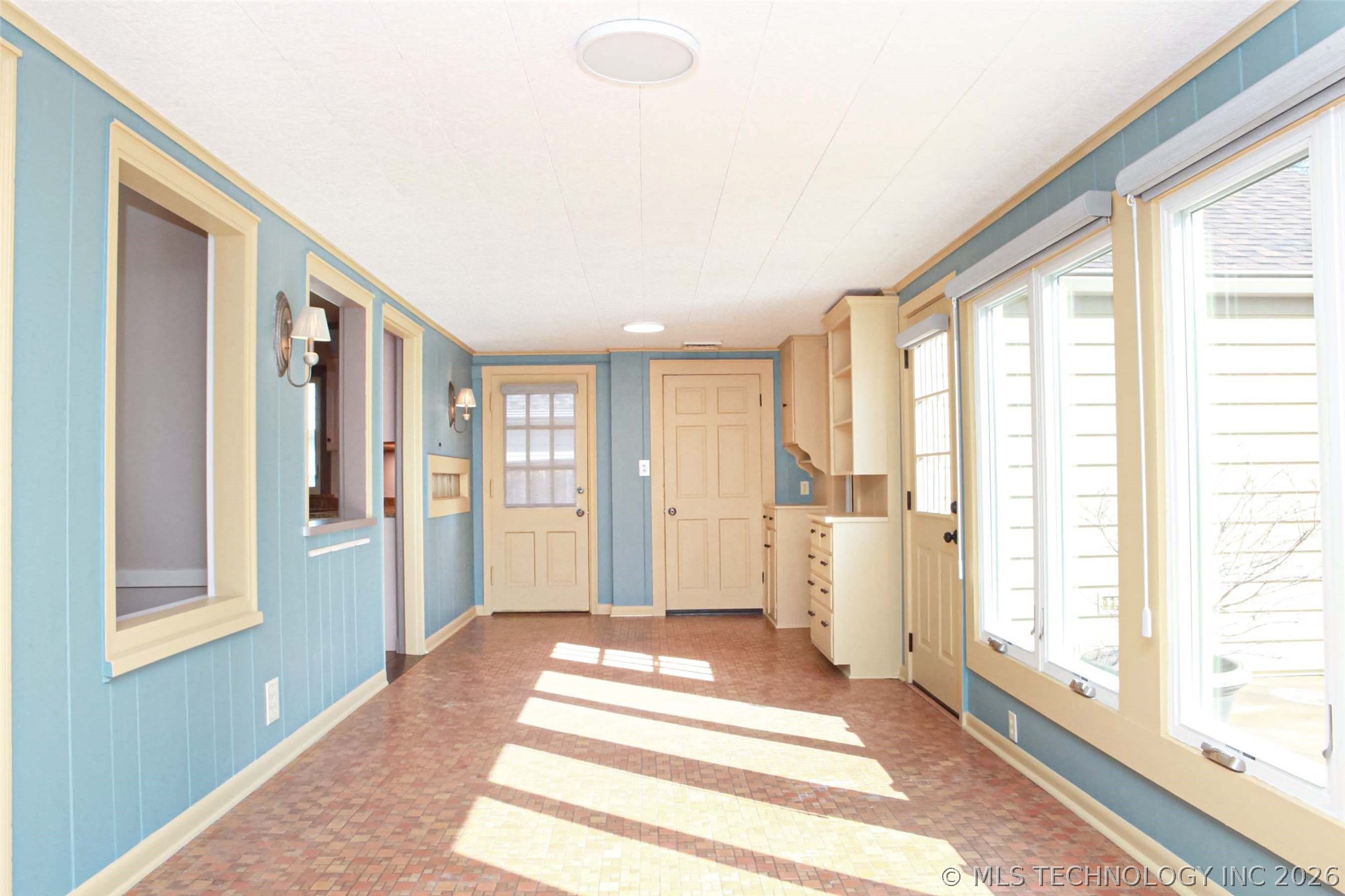 2325 S Columbia Place Tulsa OK 74114