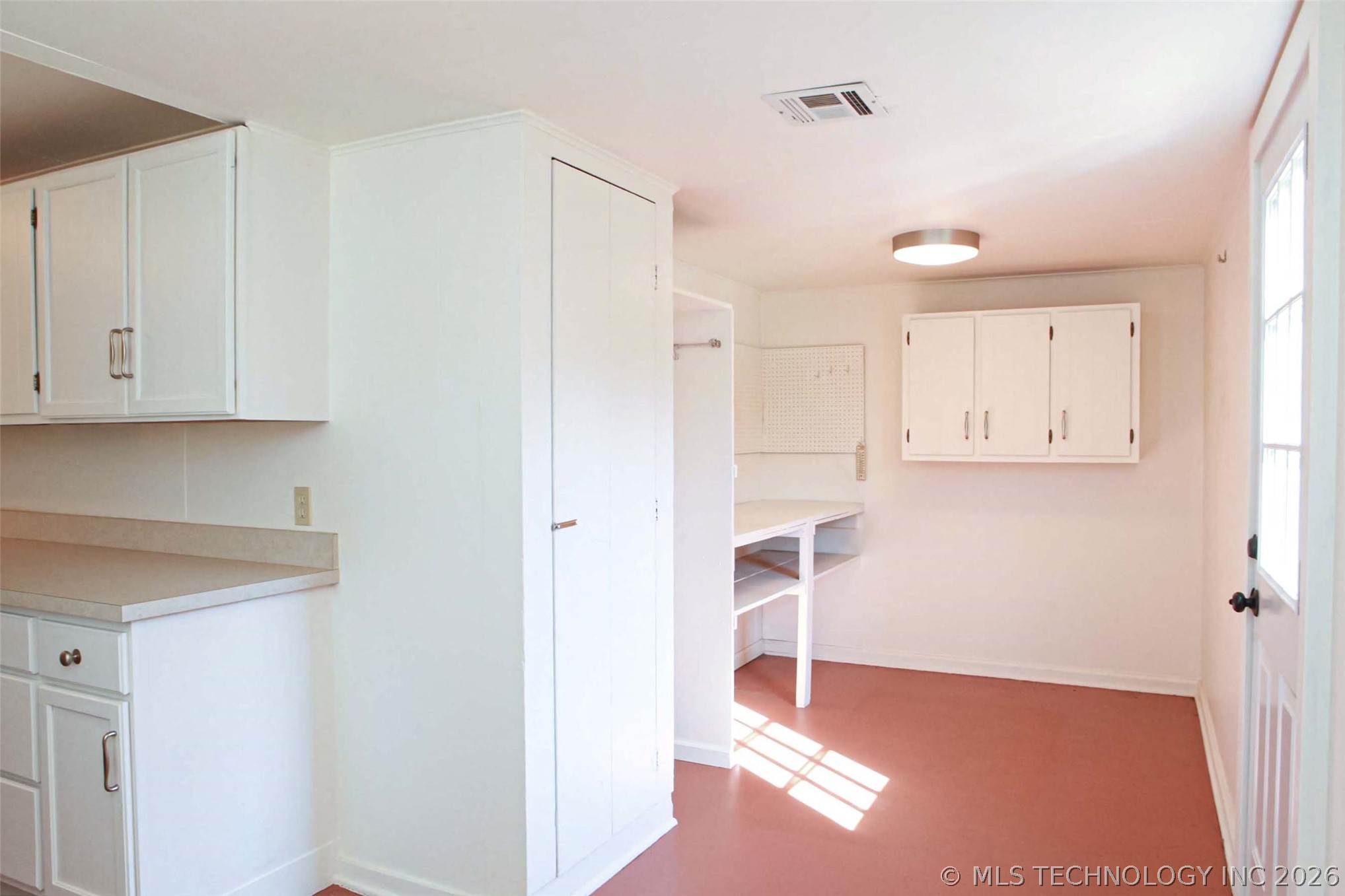 2325 S Columbia Place Tulsa OK 74114