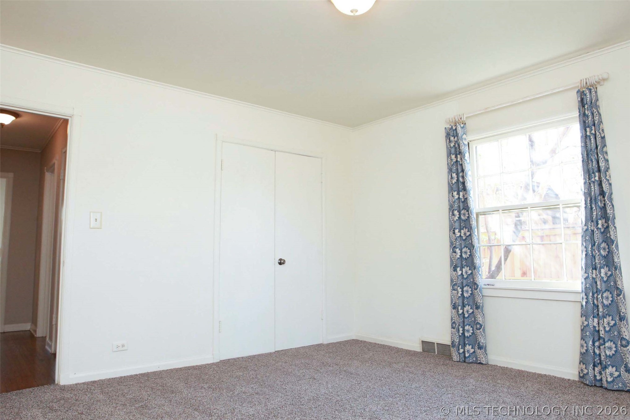 2325 S Columbia Place Tulsa OK 74114