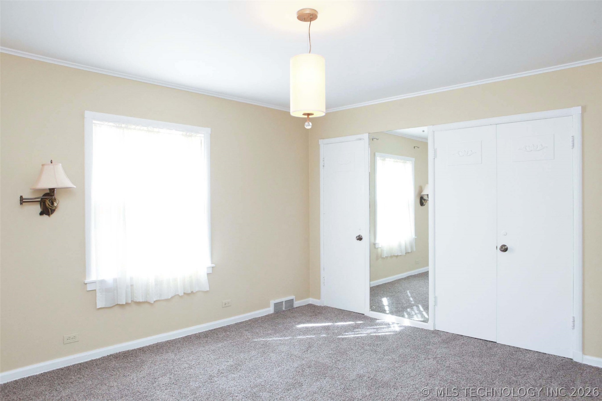 2325 S Columbia Place Tulsa OK 74114