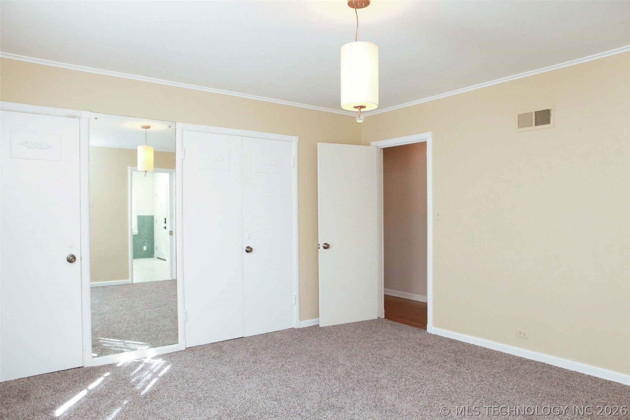 2325 S Columbia Place Tulsa OK 74114