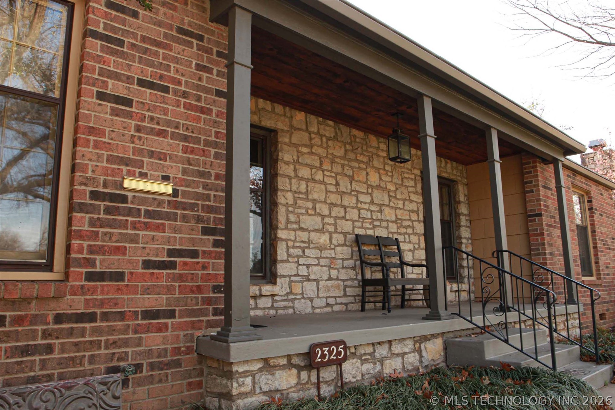 2325 S Columbia Place Tulsa OK 74114