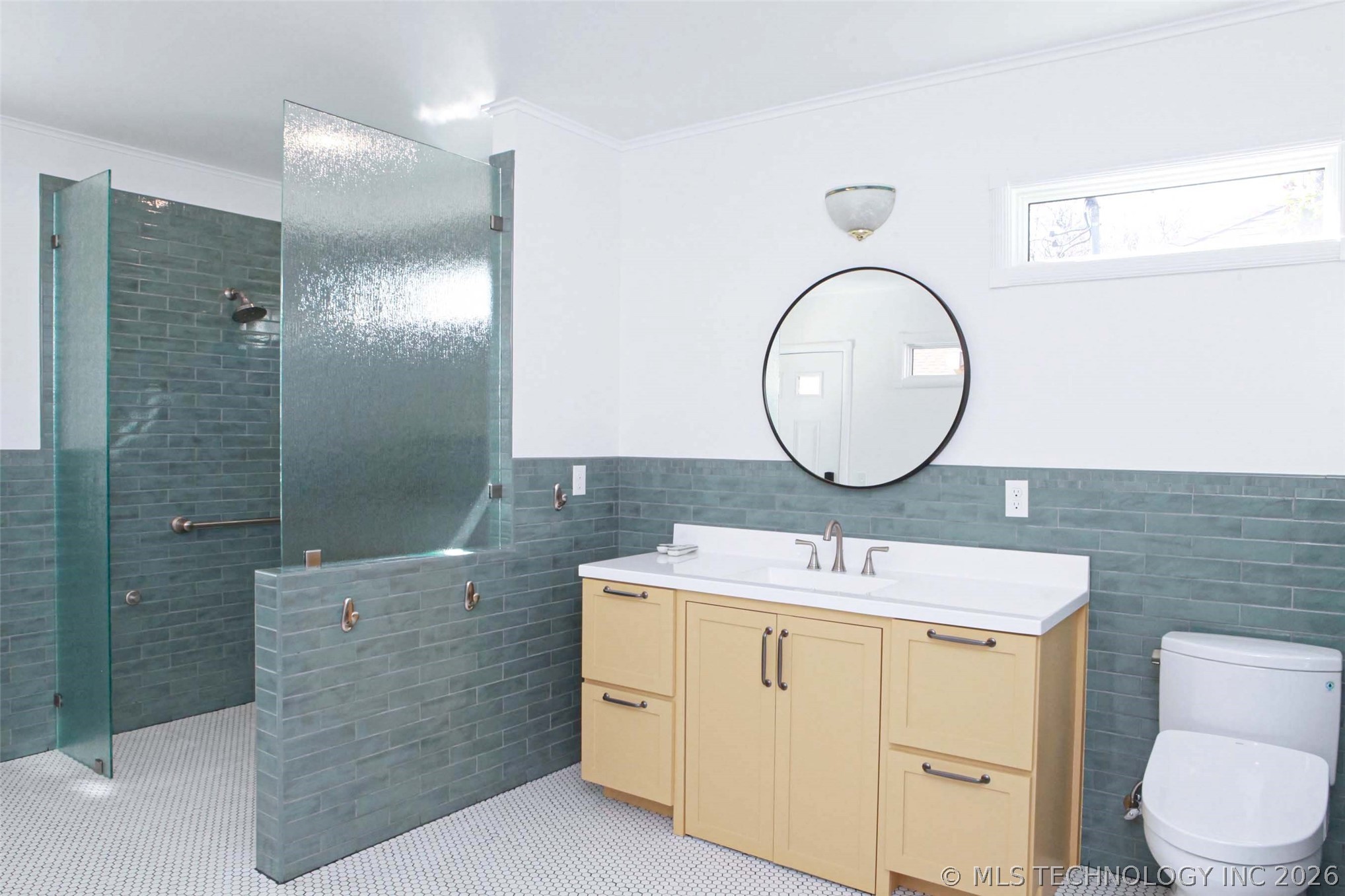 2325 S Columbia Place Tulsa OK 74114