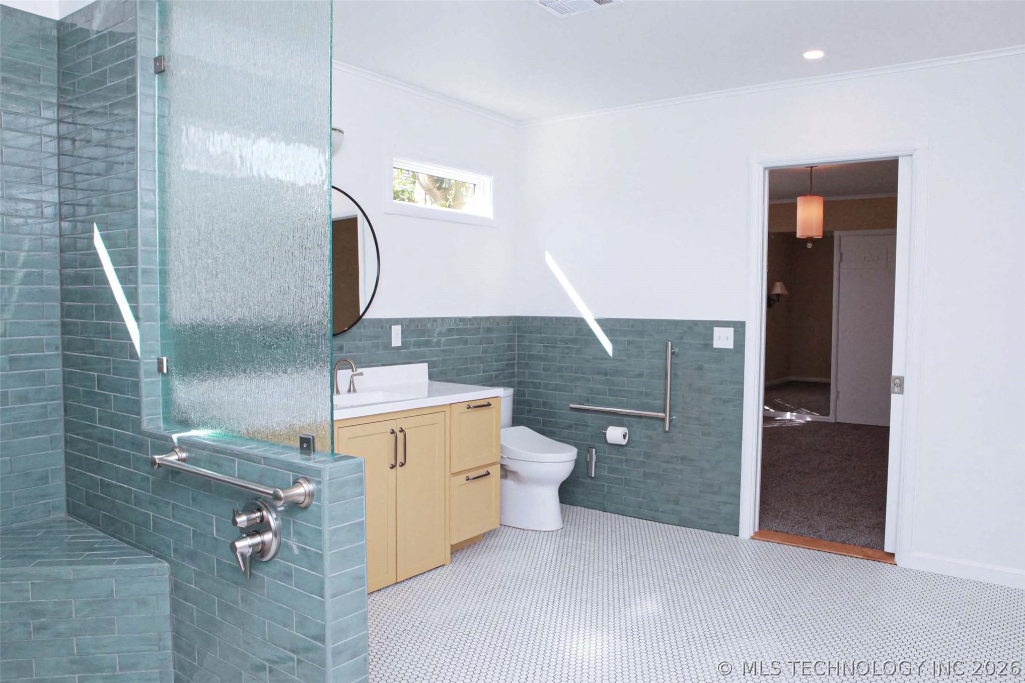 2325 S Columbia Place Tulsa OK 74114