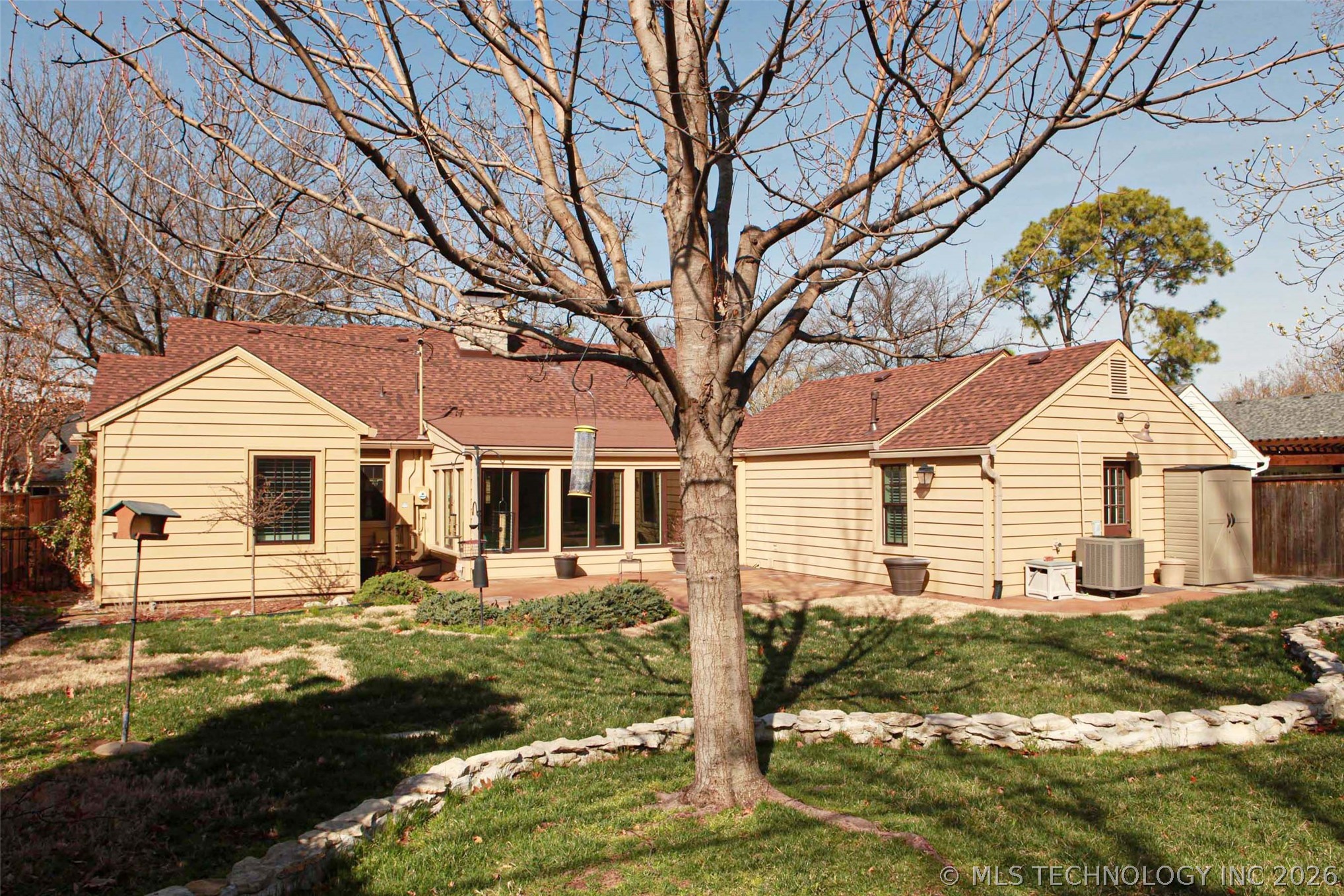 2325 S Columbia Place Tulsa OK 74114