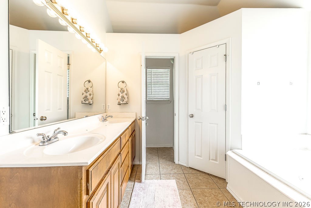 5290 E 144th Street N Collinsville OK 74021