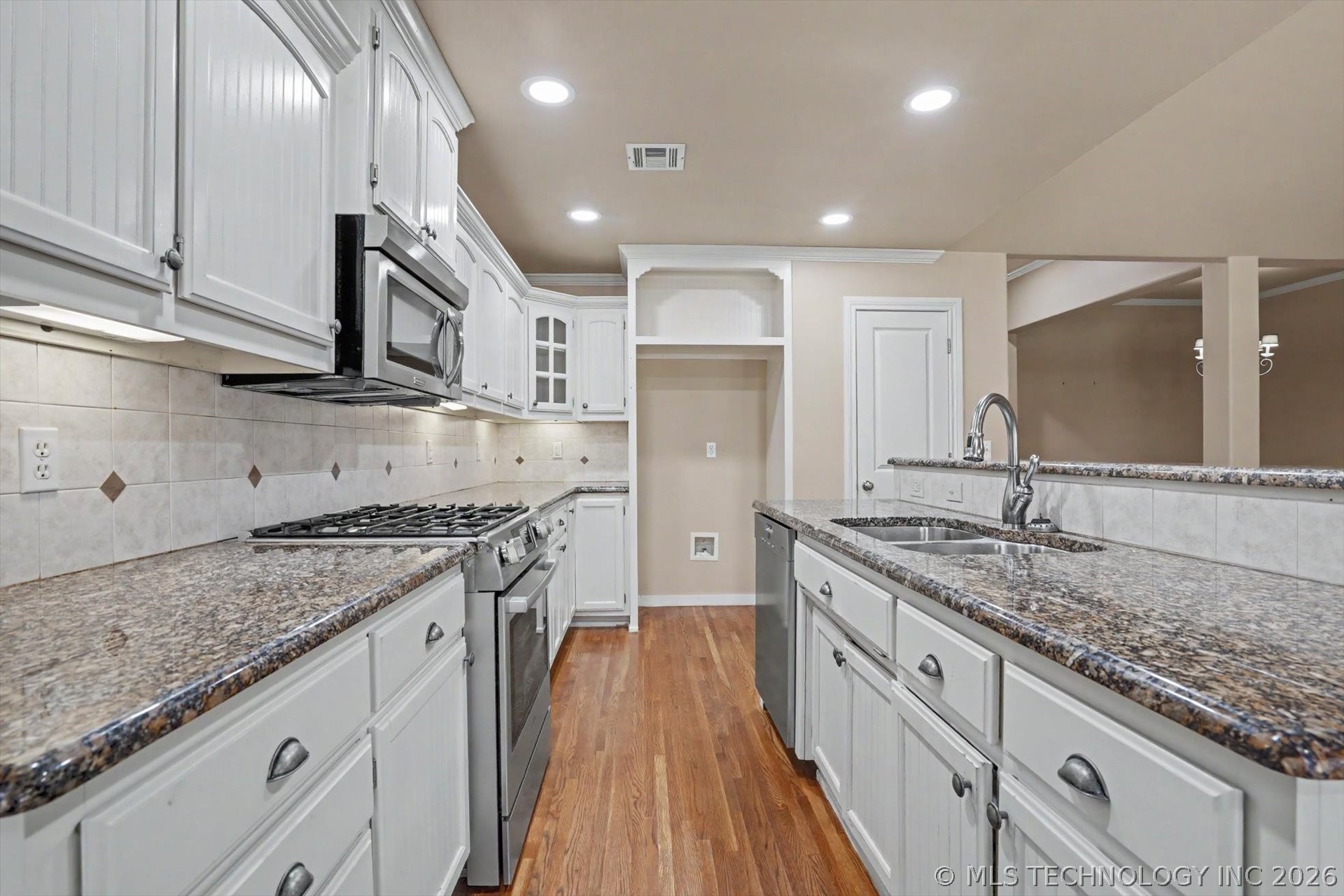 8417 E 99th Place Tulsa OK 74133
