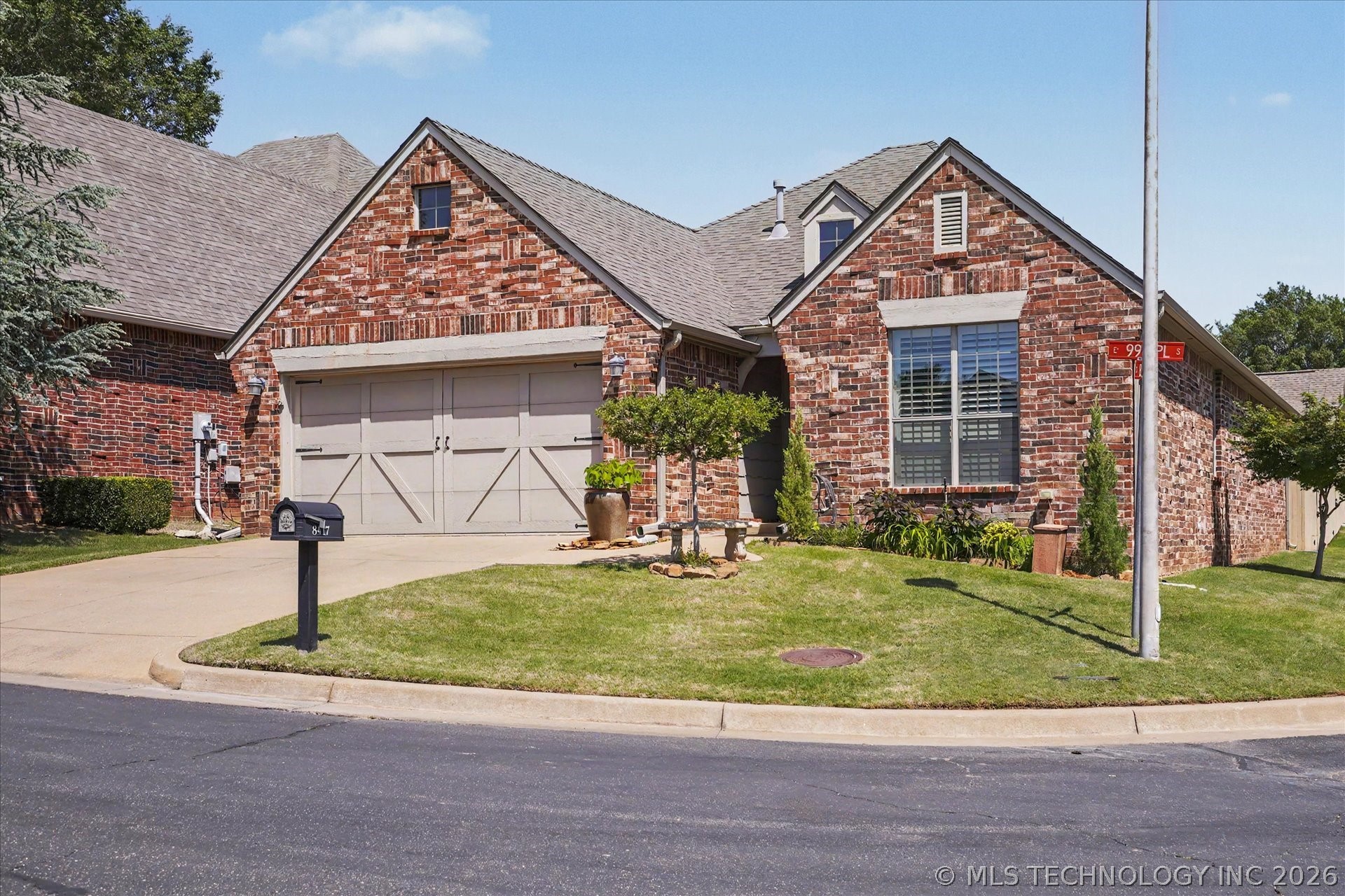 8417 E 99th Place Tulsa OK 74133
