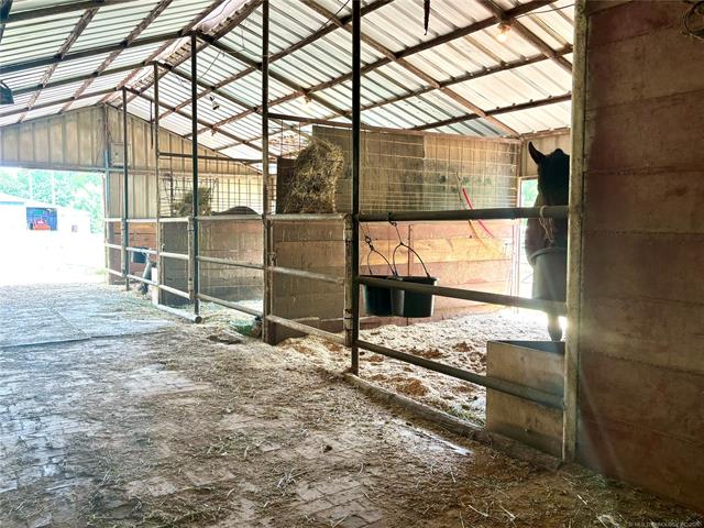 21170 S 270 Road Morris OK 74445