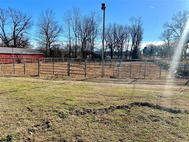 21170 S 270 Road Morris OK 74445
