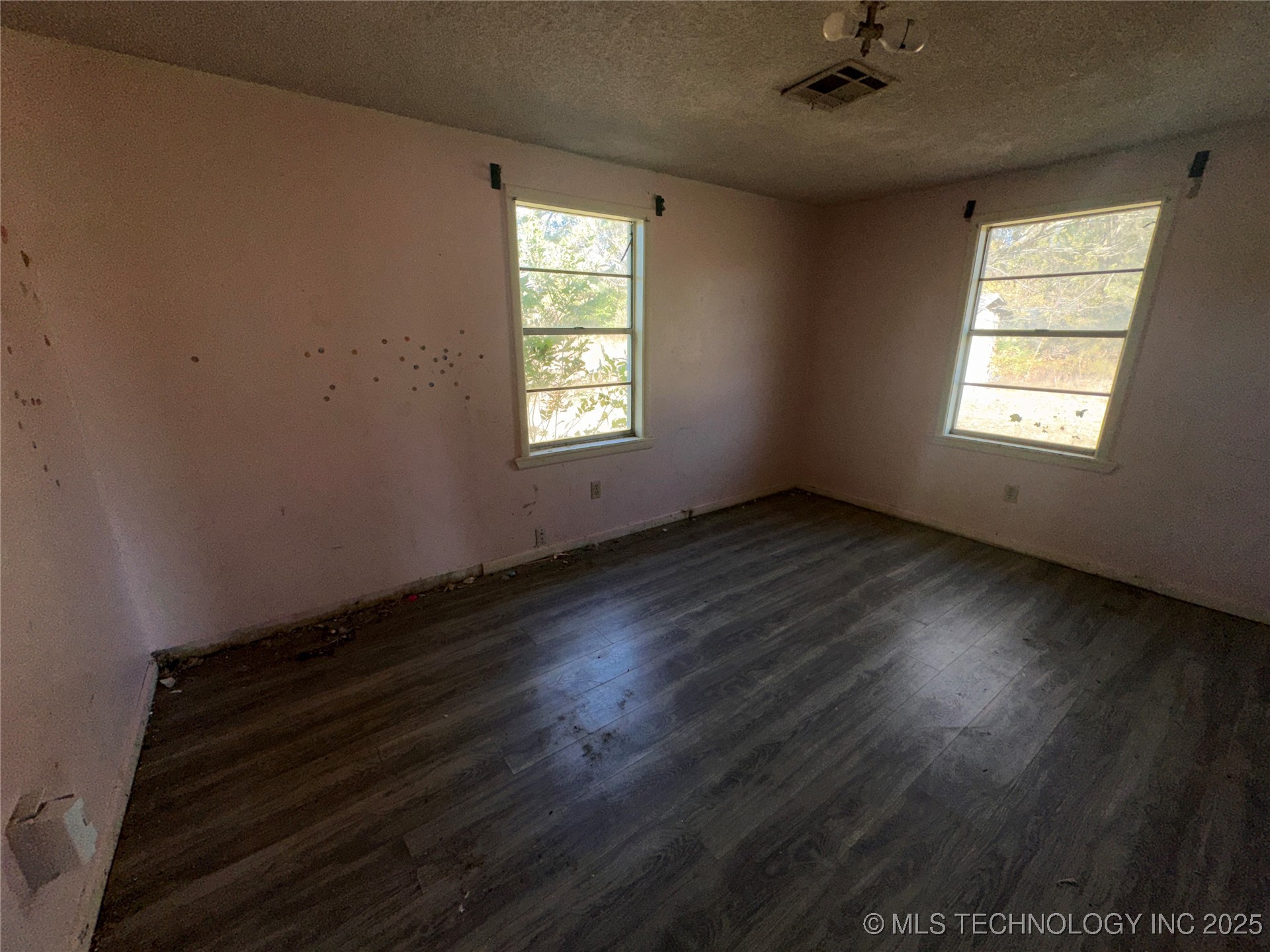 805 E Tejon Avenue Bristow OK 74010