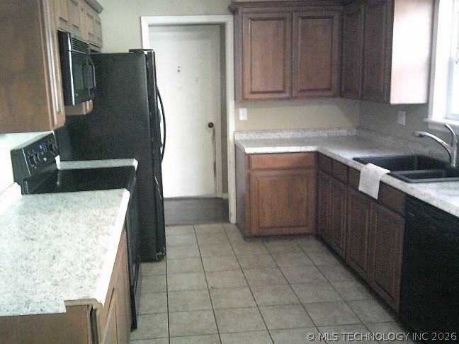 124 S Fenway Place Bartlesville OK 74006