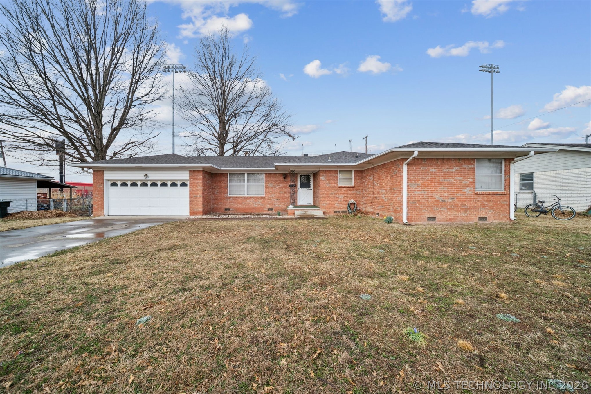 320 E 17th Street Claremore OK 74017