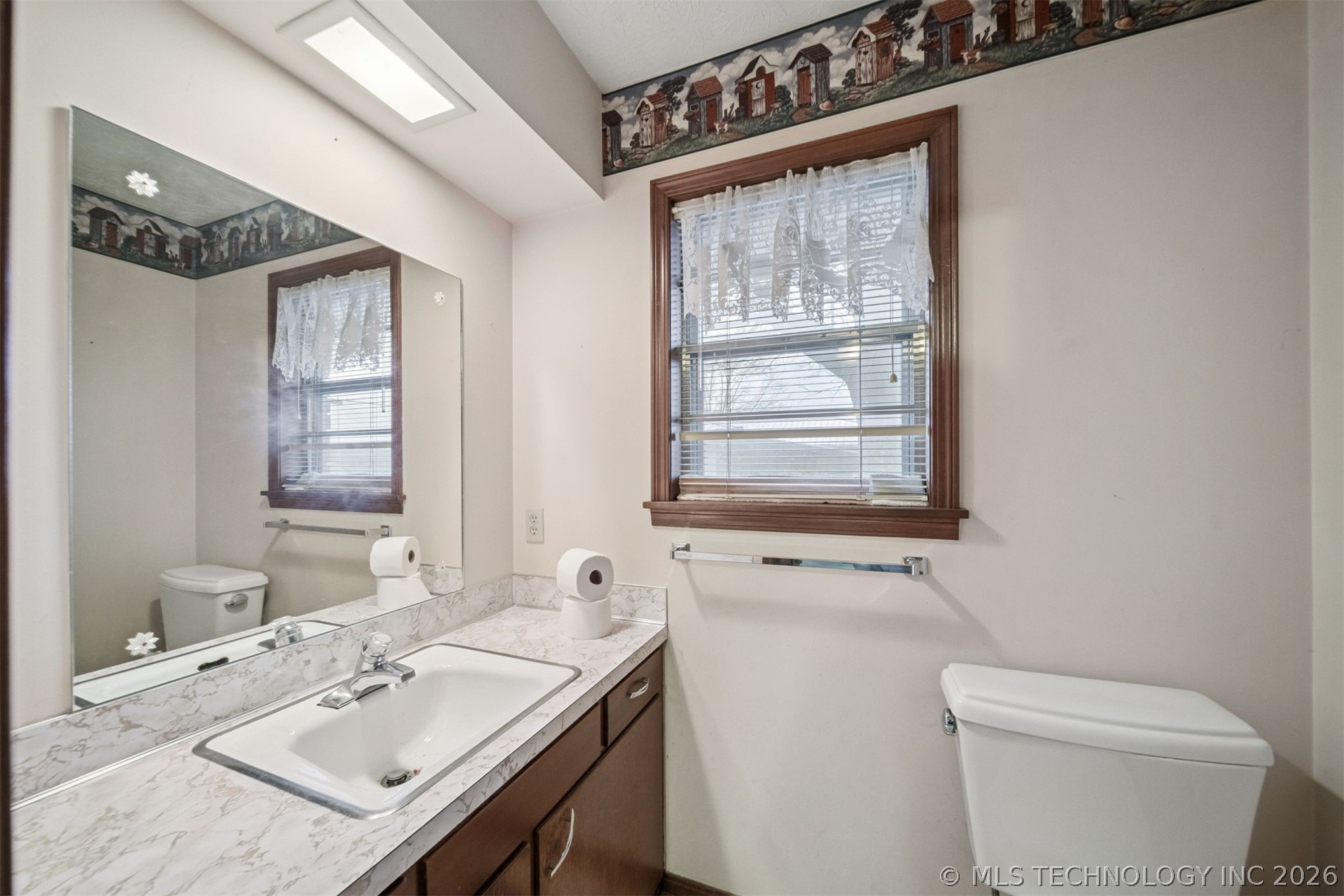 320 E 17th Street Claremore OK 74017