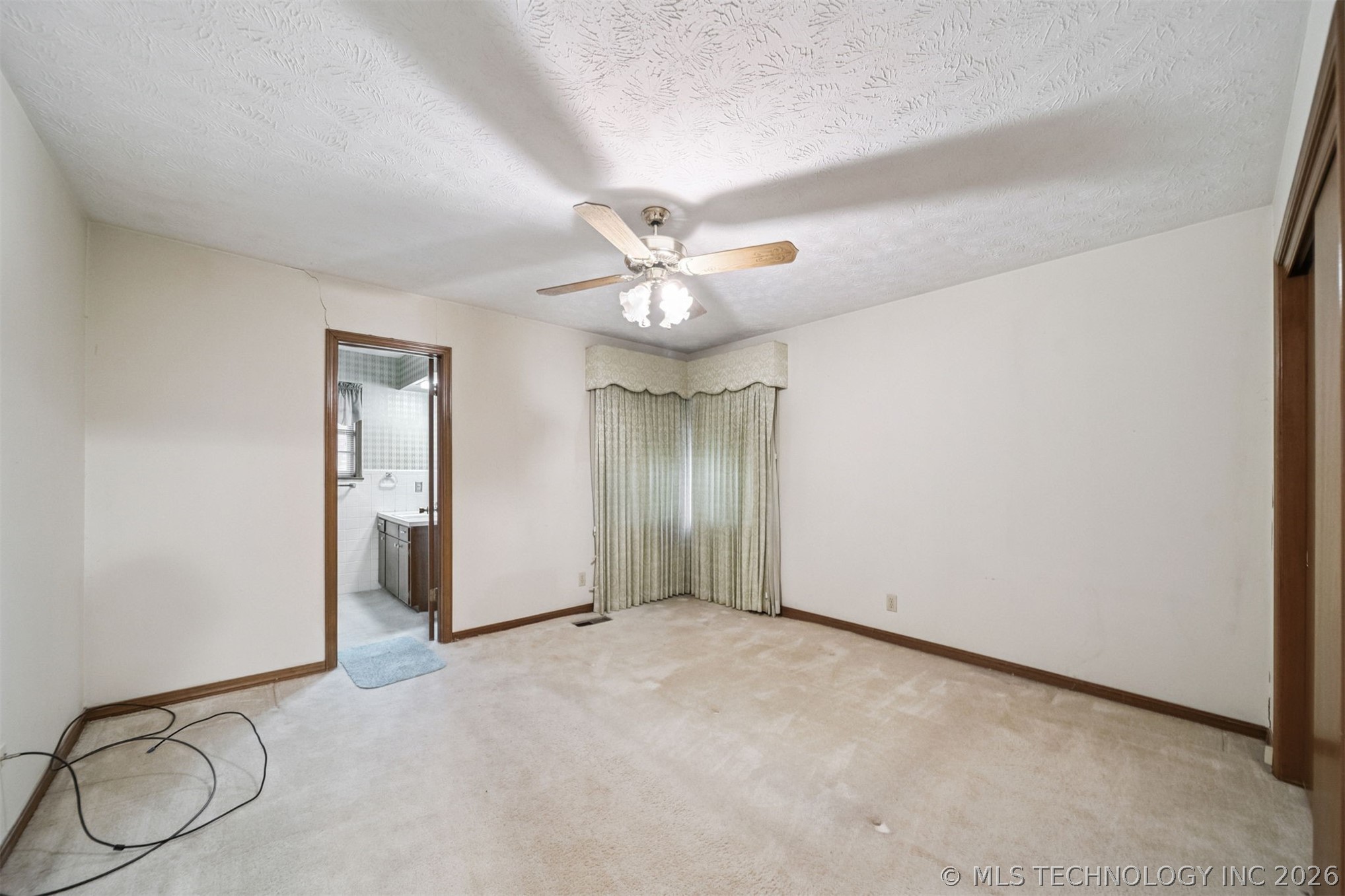 320 E 17th Street Claremore OK 74017