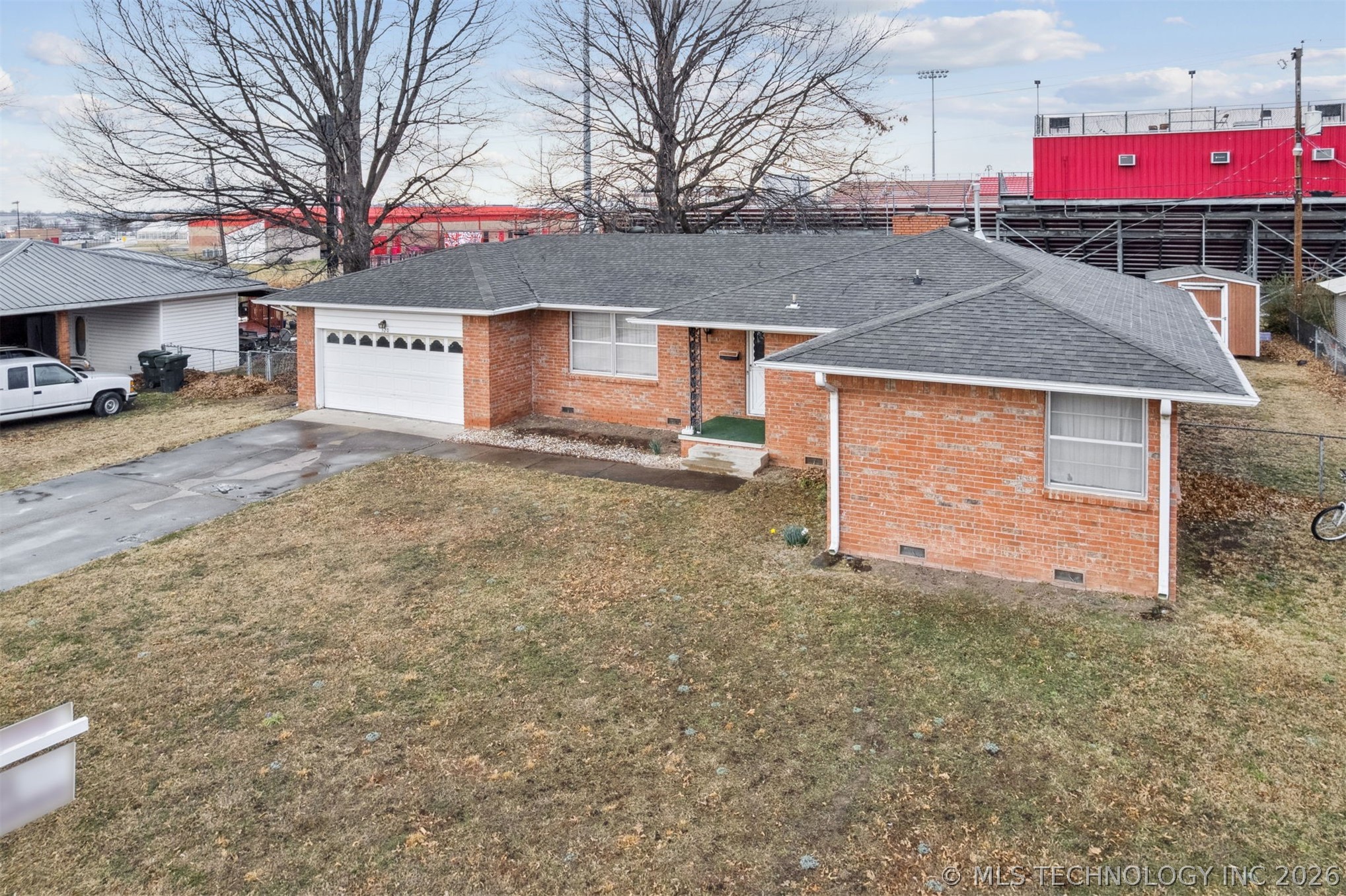 320 E 17th Street Claremore OK 74017
