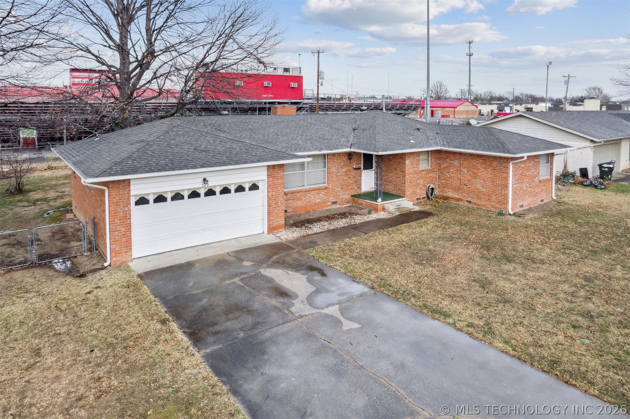320 E 17th Street Claremore OK 74017