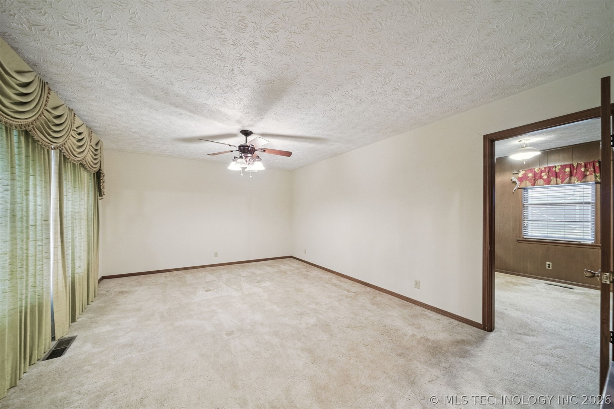 320 E 17th Street Claremore OK 74017
