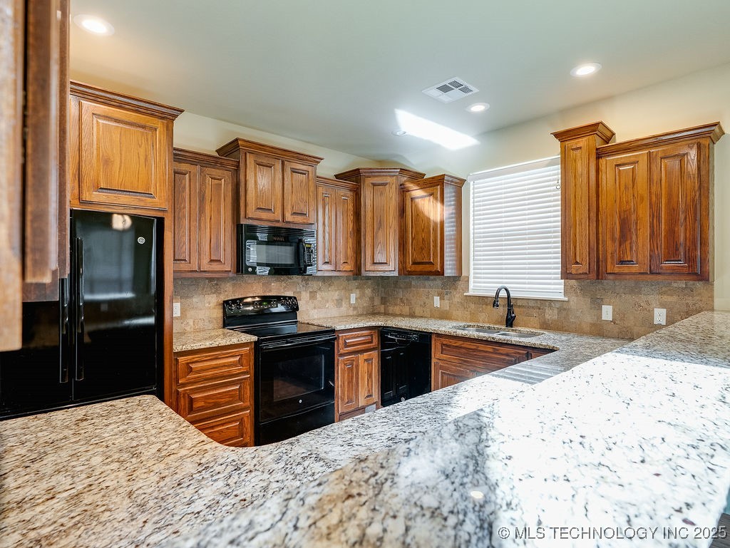 2819 Abbey Drive Ada OK 74820