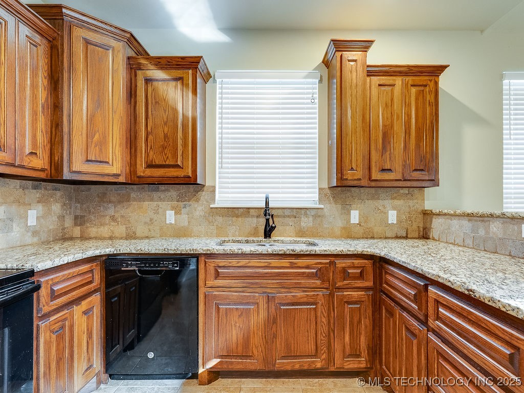 2819 Abbey Drive Ada OK 74820