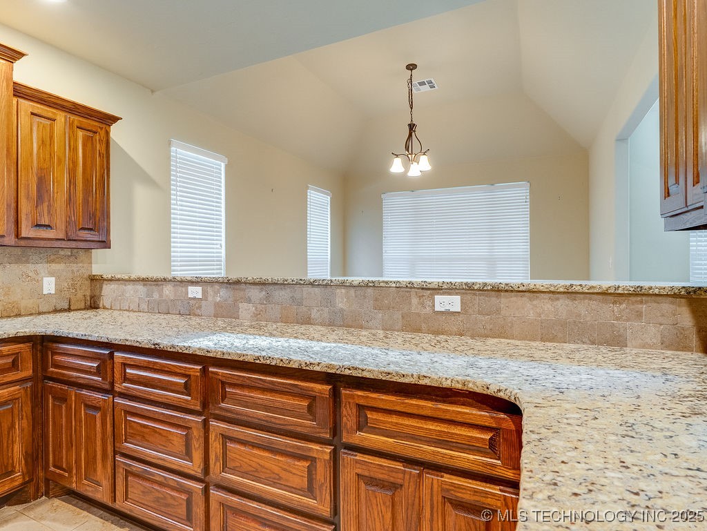 2819 Abbey Drive Ada OK 74820