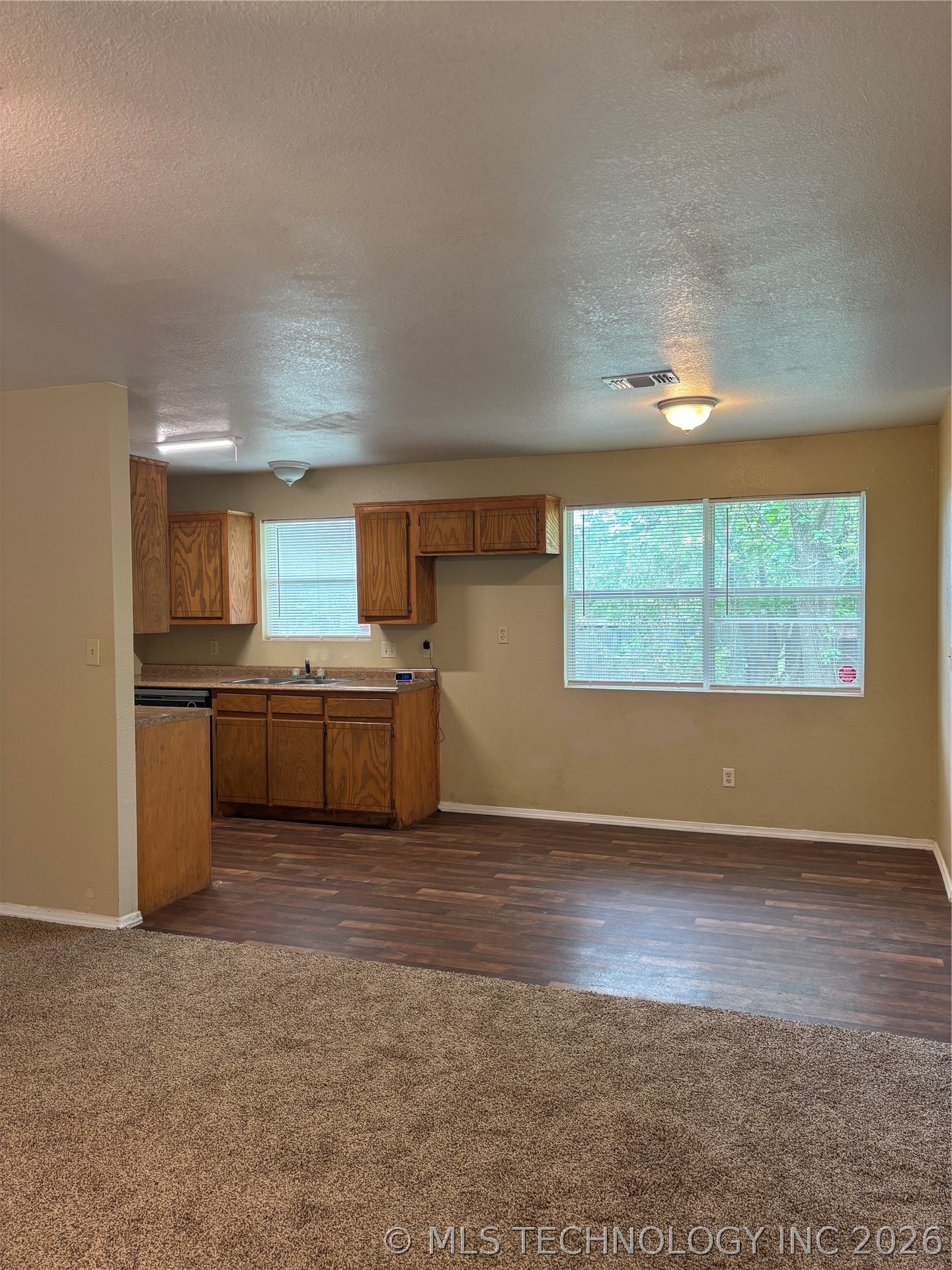 818 N J. Street Hugo OK 74743