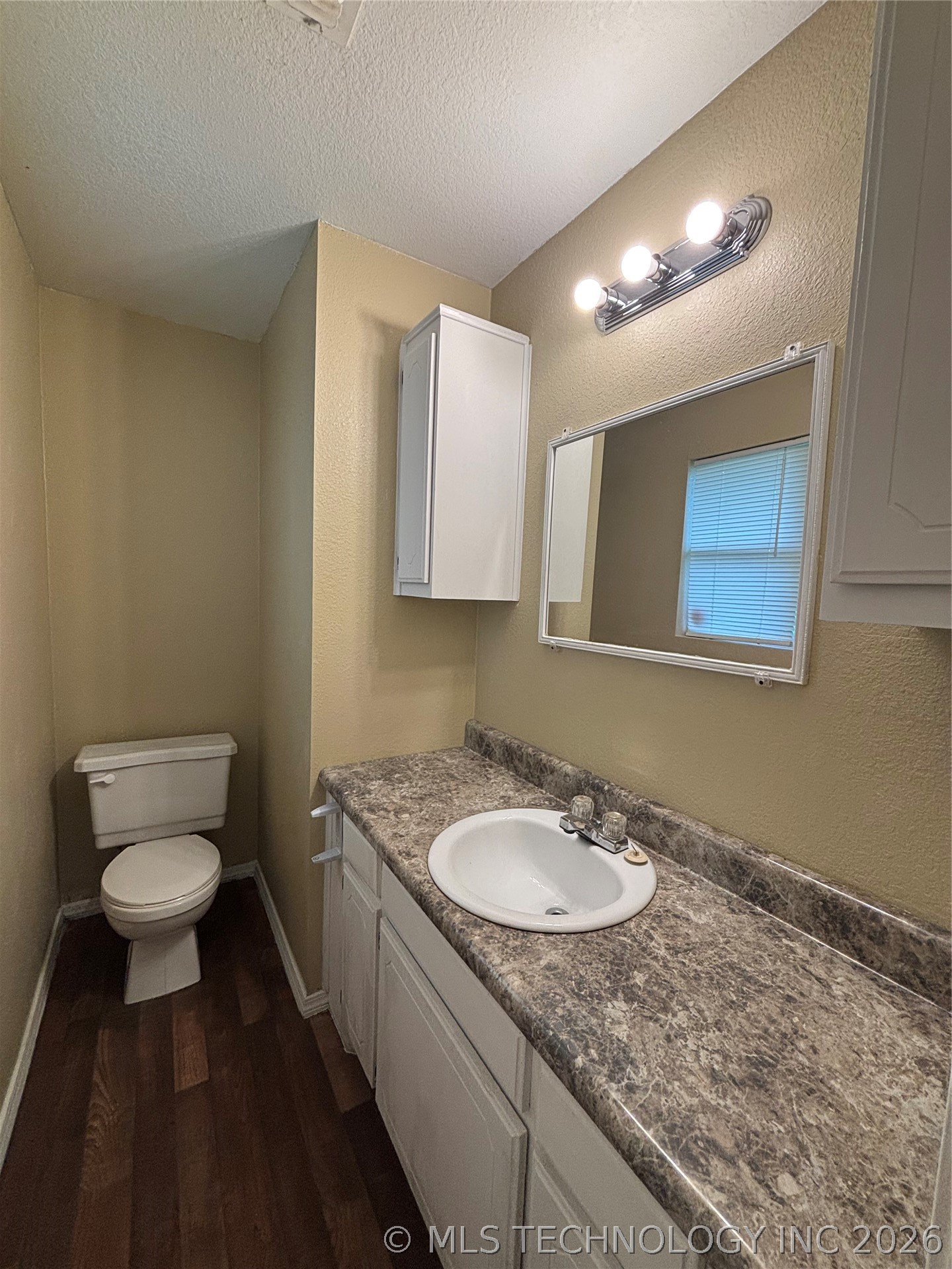 818 N J. Street Hugo OK 74743