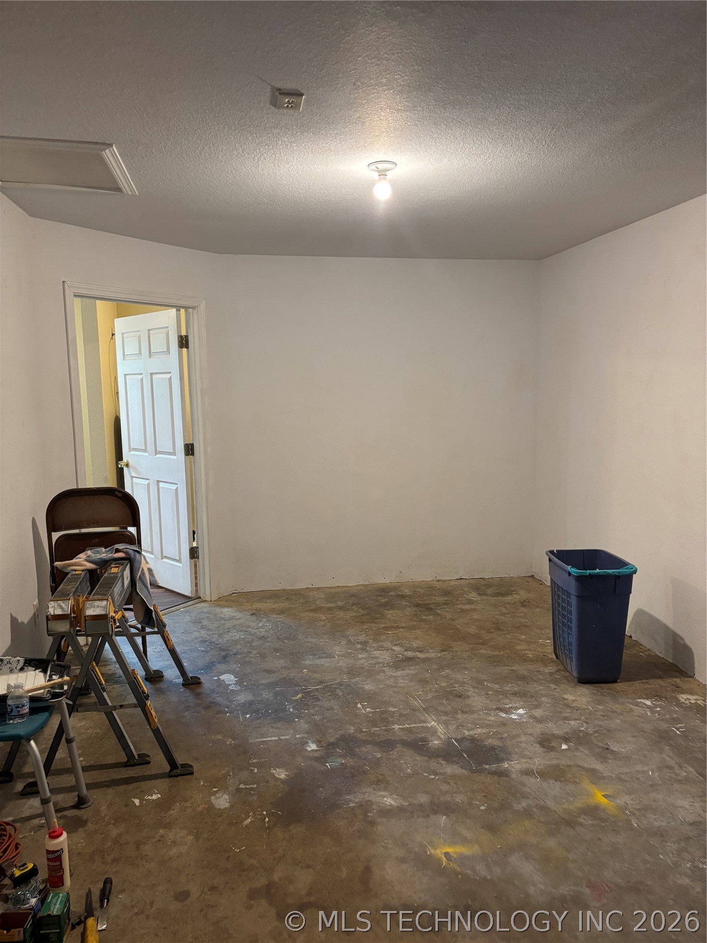 818 N J. Street Hugo OK 74743