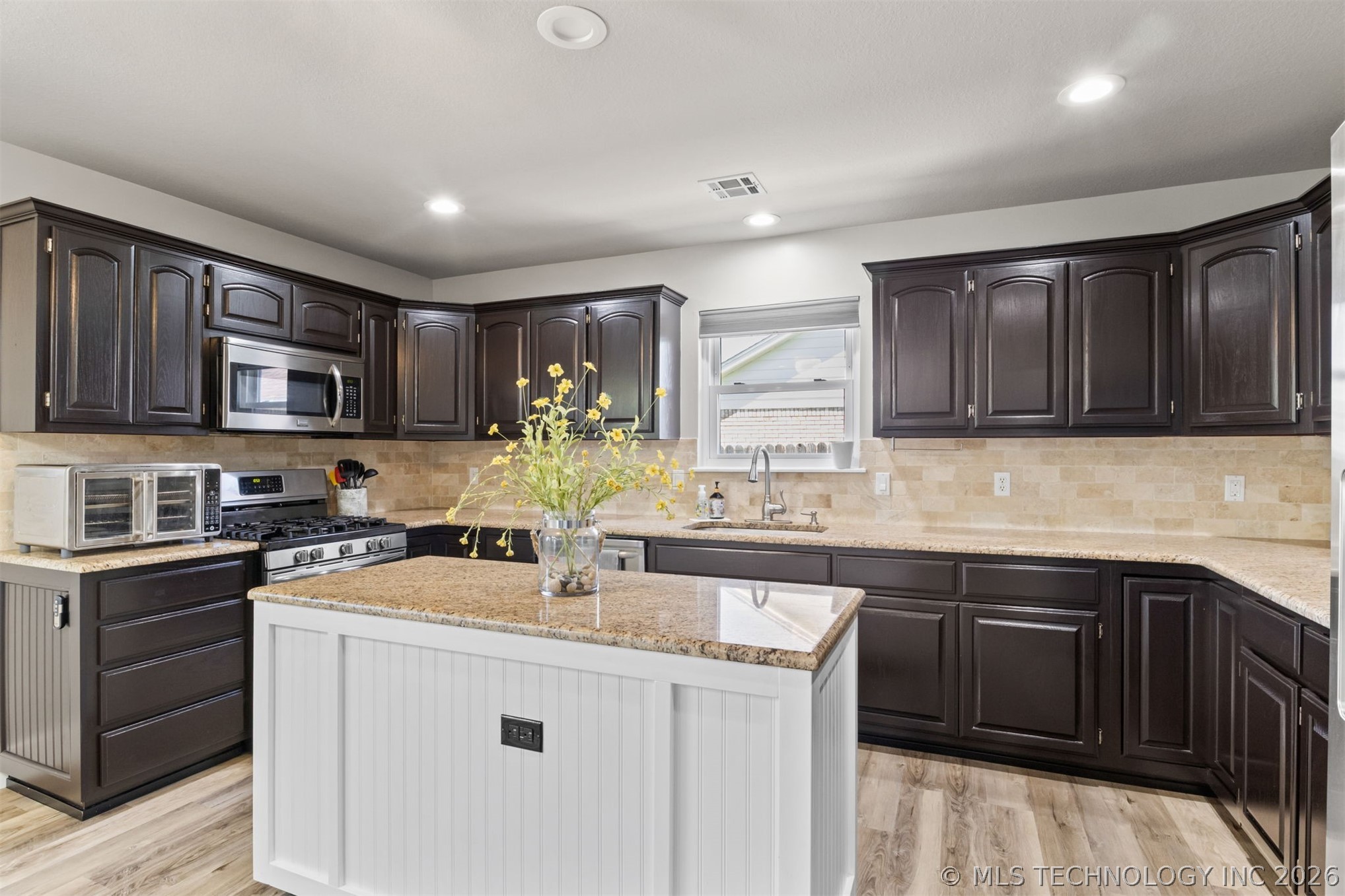 8508 N 102nd Eastavenue Owasso OK 74055