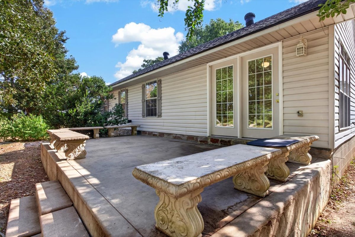 16607 Highway 83 Howe OK 74940