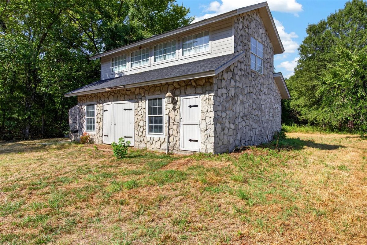 16607 Highway 83 Howe OK 74940