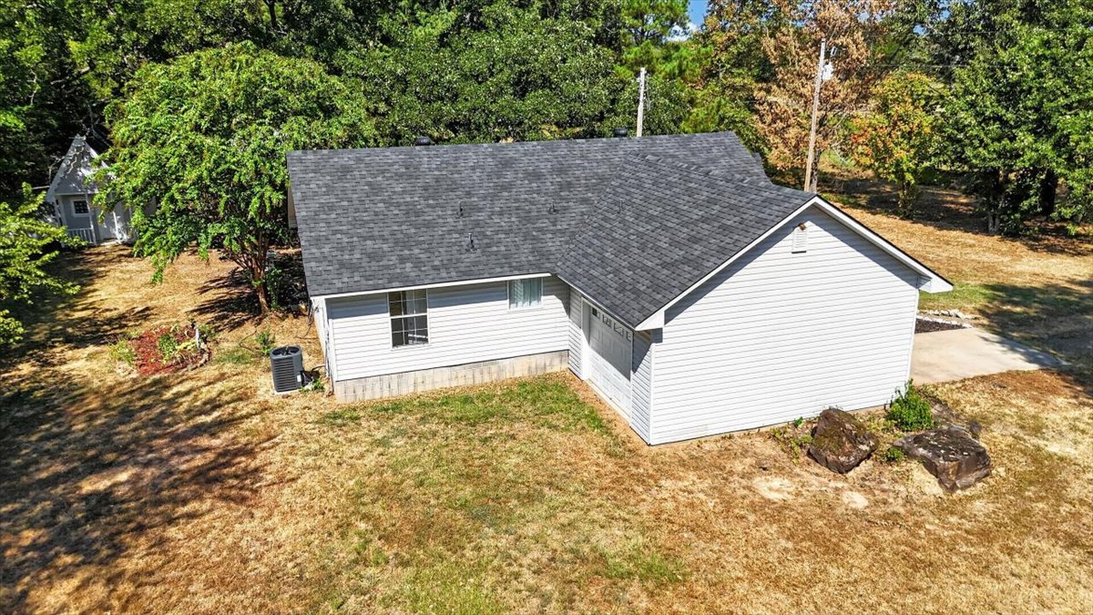 16607 Highway 83 Howe OK 74940
