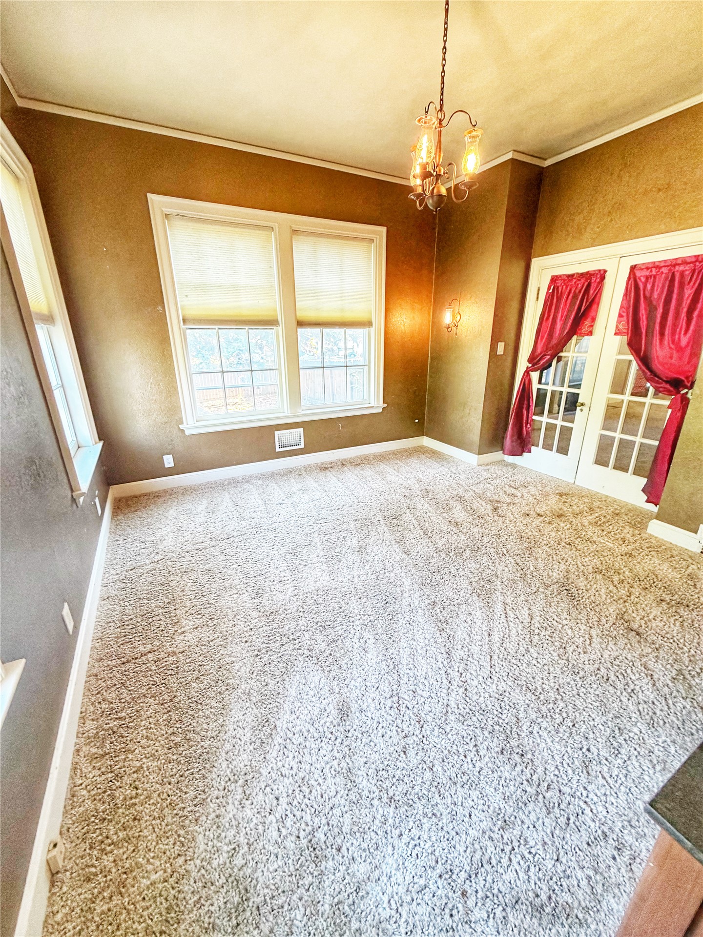 420 E 10th Holdenville OK 74848