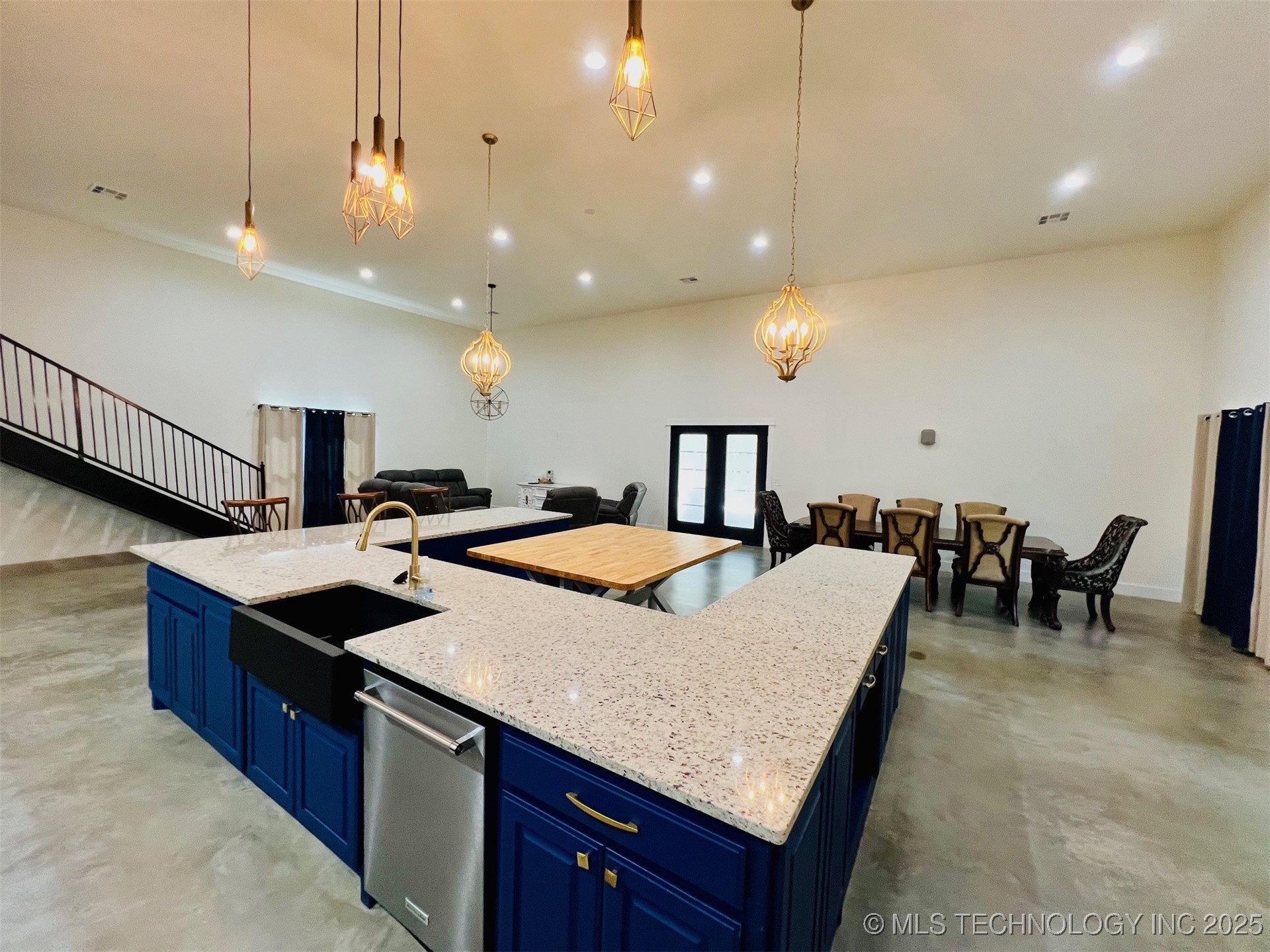 3896 Kiowa Drive Kingston OK 73439