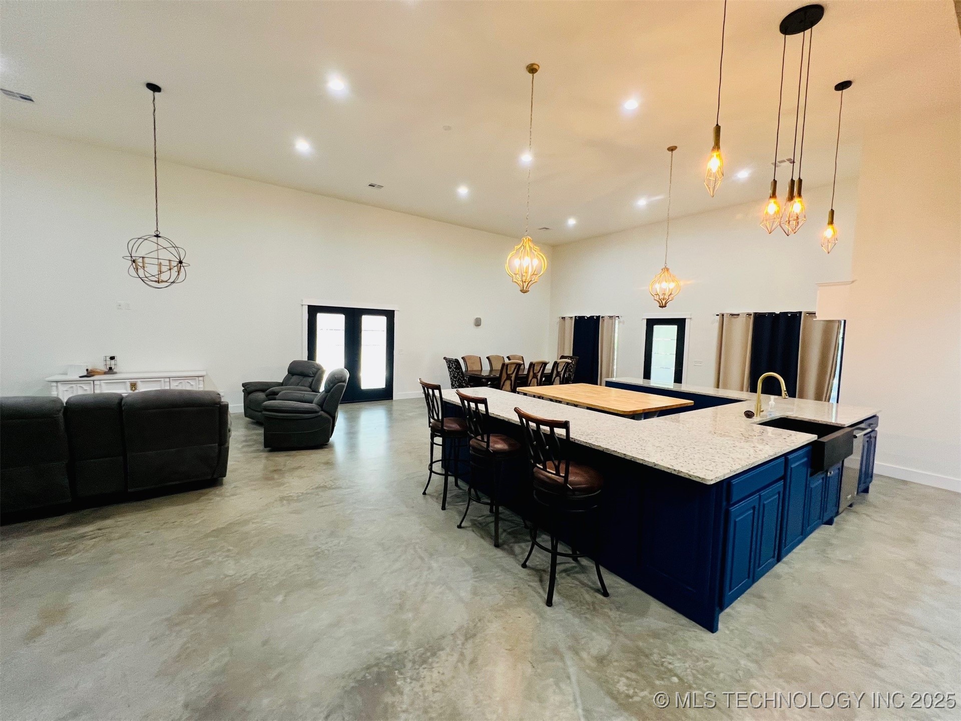 3896 Kiowa Drive Kingston OK 73439