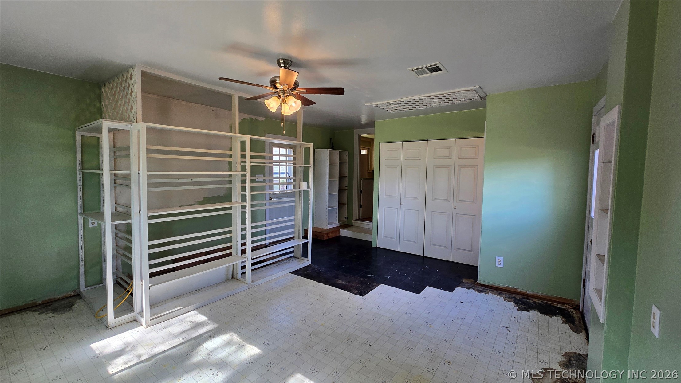 607 Sunset Strip Eufaula OK 74432