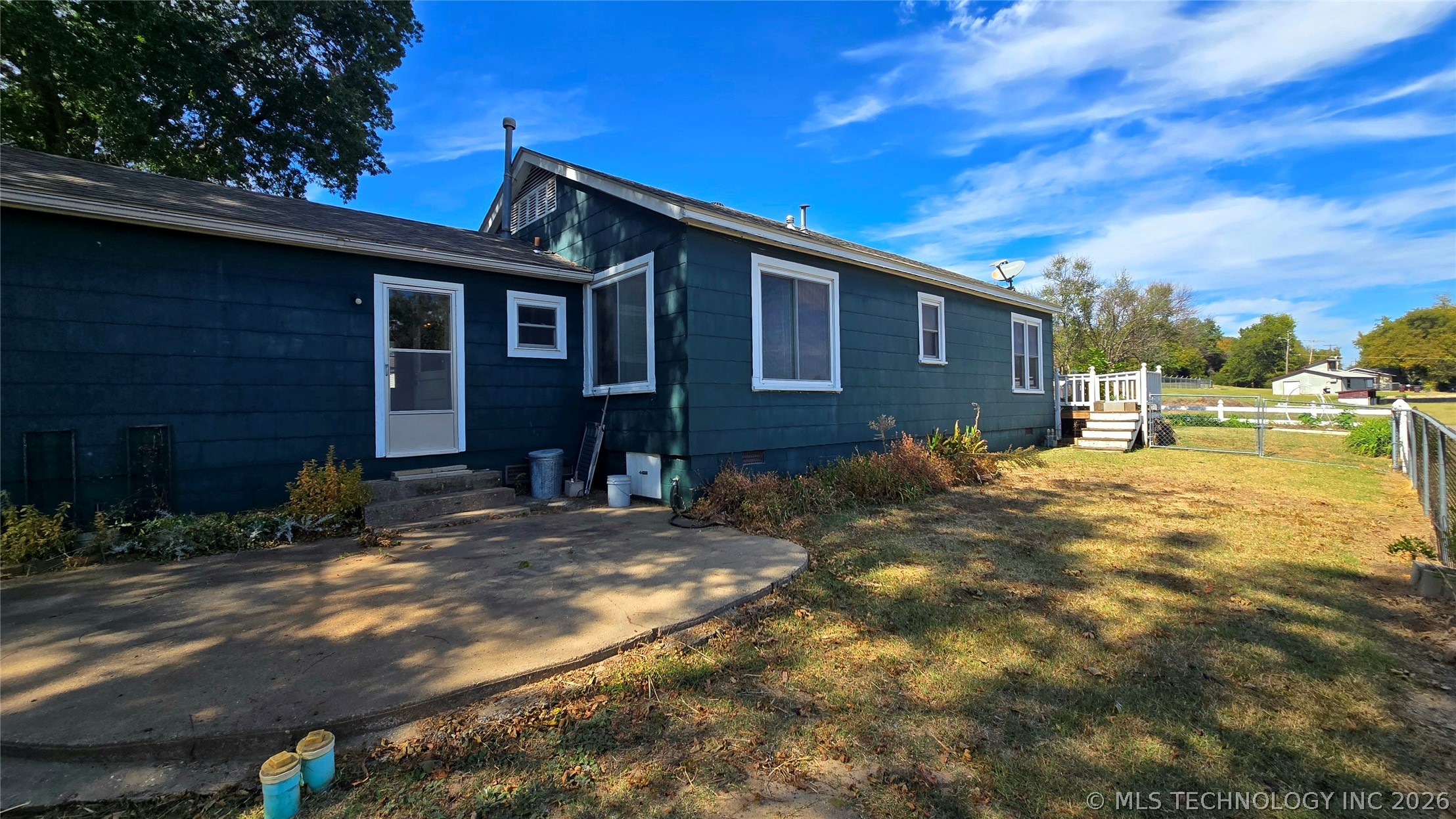 607 Sunset Strip Eufaula OK 74432
