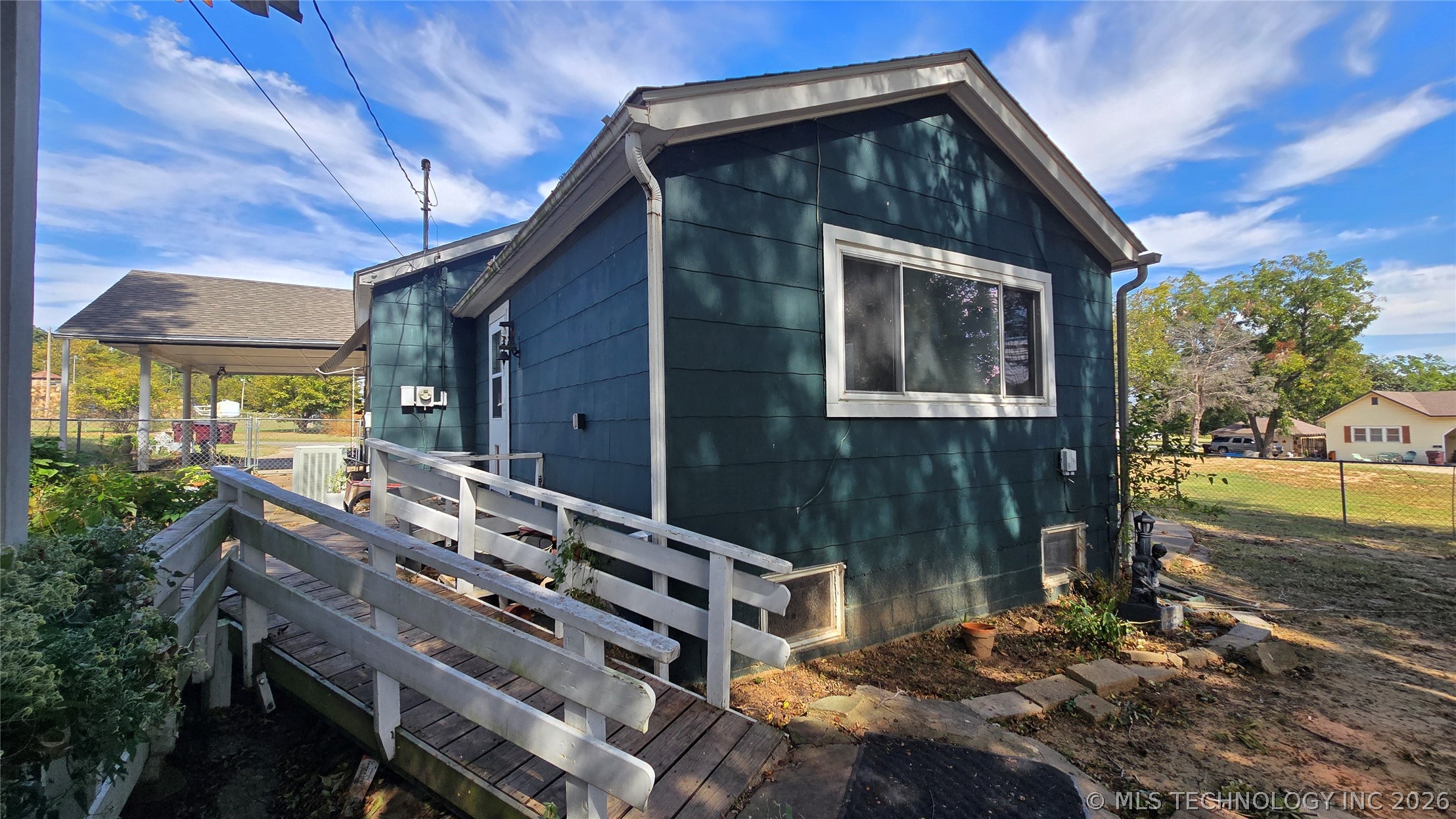 607 Sunset Strip Eufaula OK 74432