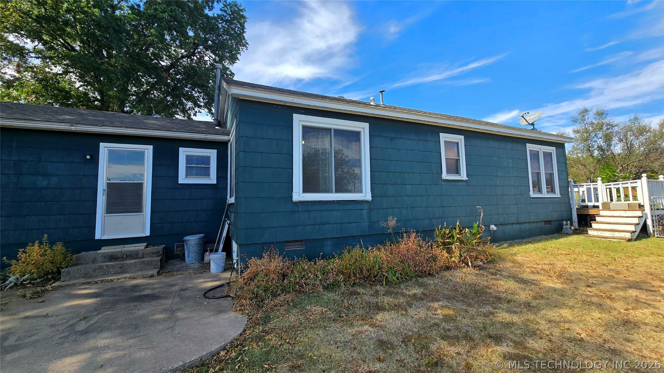 607 Sunset Strip Eufaula OK 74432