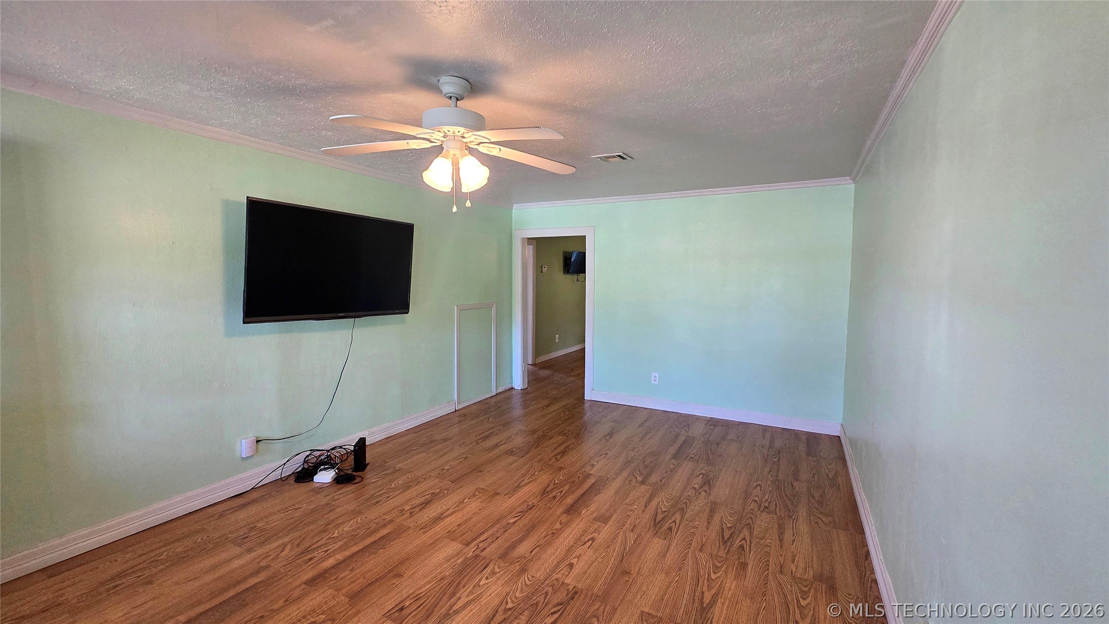 607 Sunset Strip Eufaula OK 74432