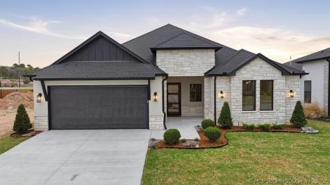 11927 S Vandalia Avenue Tulsa OK 74103