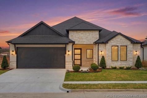 11927 S Vandalia Avenue Tulsa OK 74103