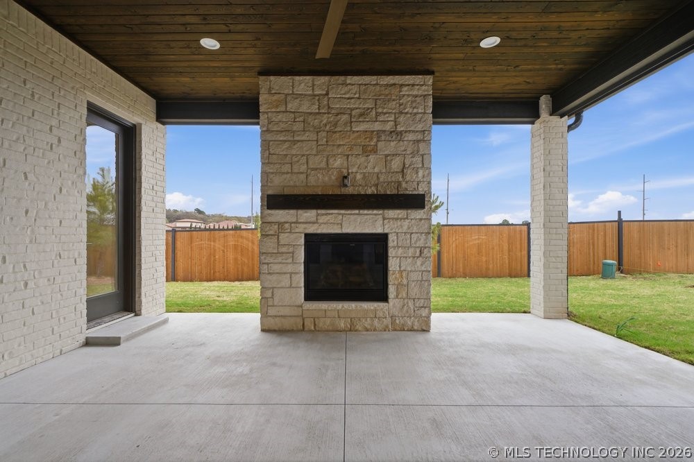 11927 S Vandalia Avenue Tulsa OK 74103