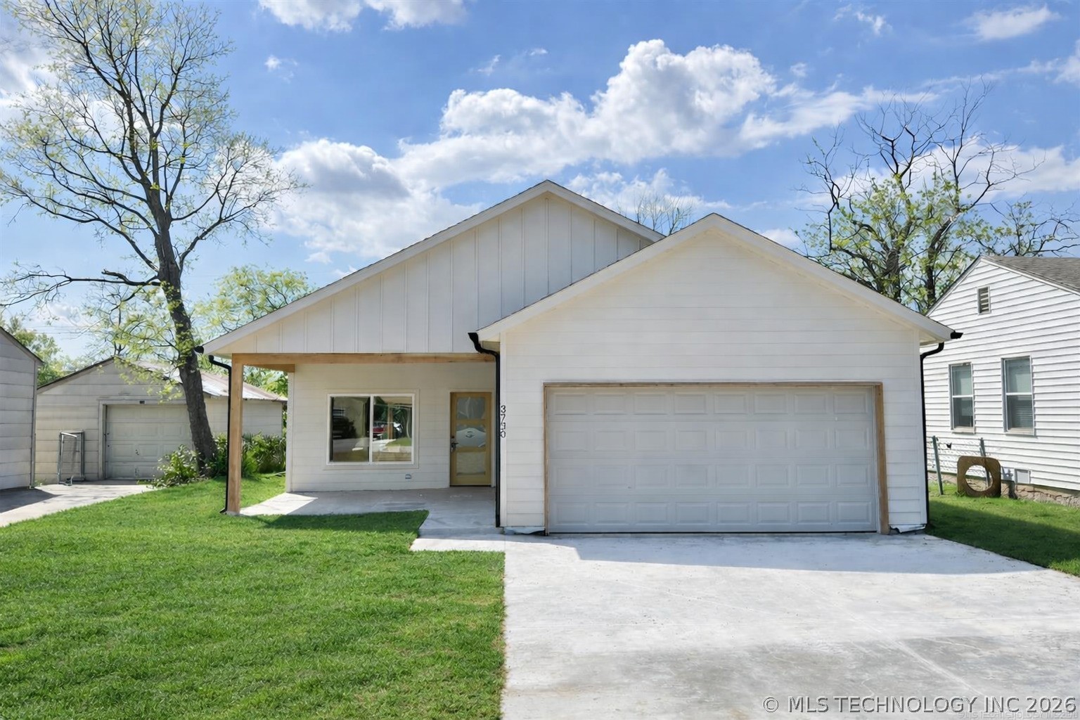 3730 W 42nd Place Tulsa OK 74107