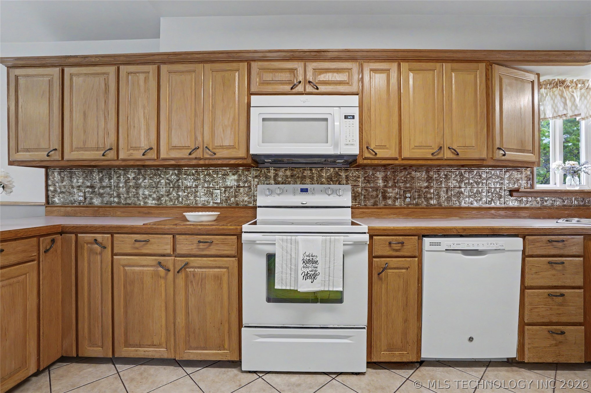 33 Haleys Drive Adair OK 74330