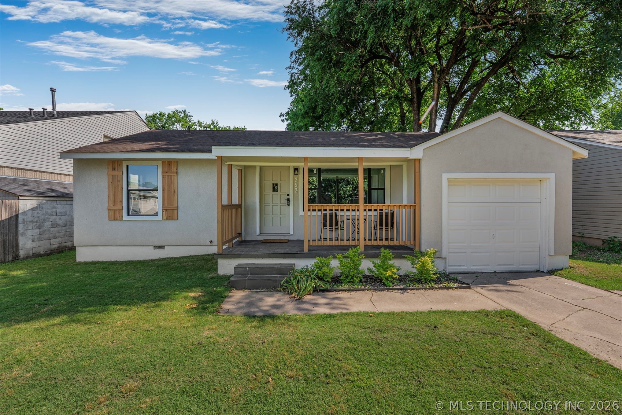 252 E 45th Place Tulsa OK 74105