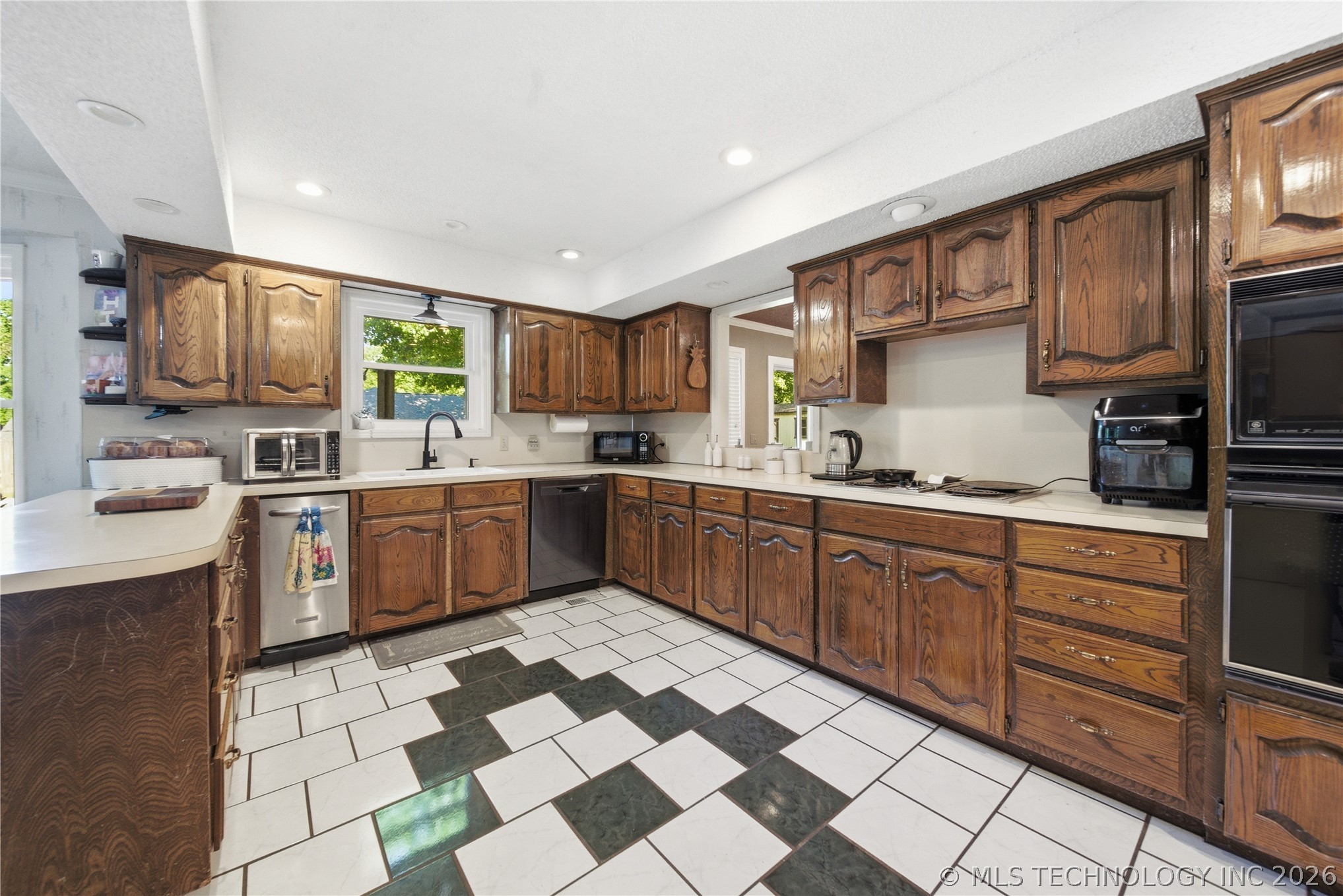 10506 S Toledo Avenue Tulsa OK 74137