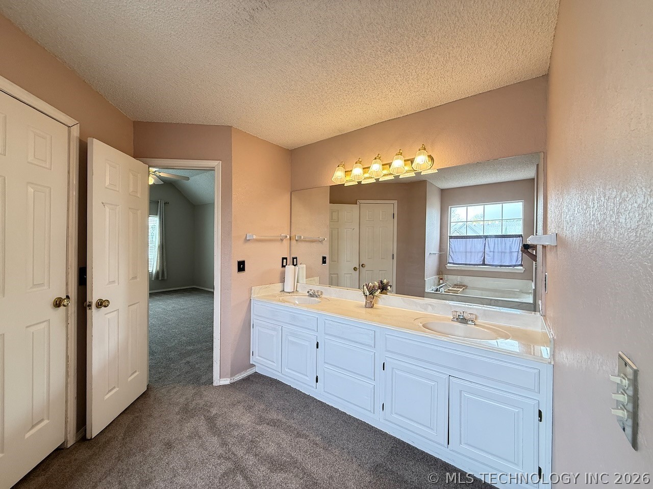 516 S Laurel Avenue Broken Arrow OK 74012